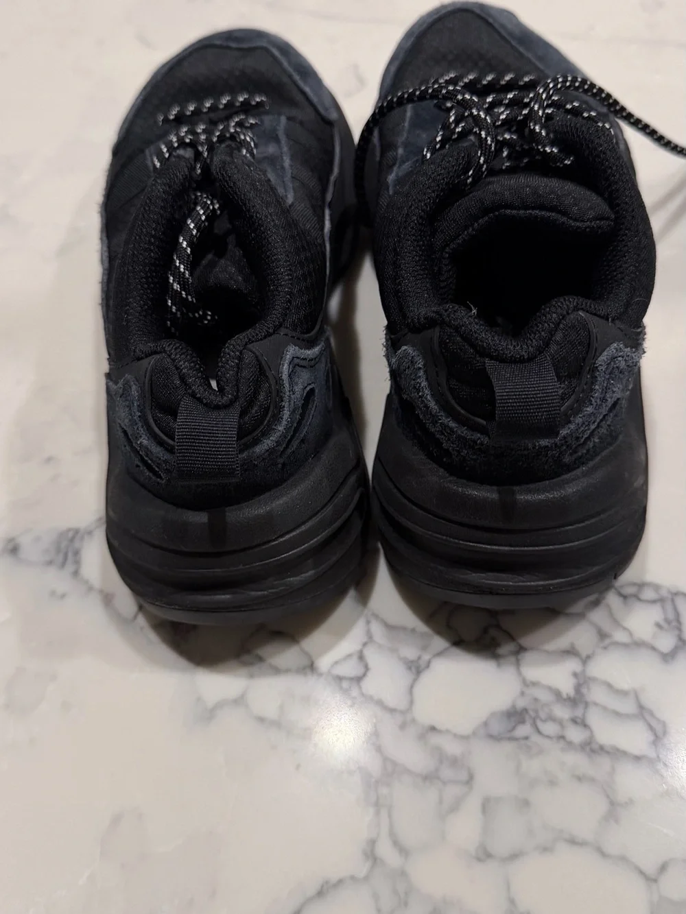 adidas Kids Black Low-Top Athletic Sneakers